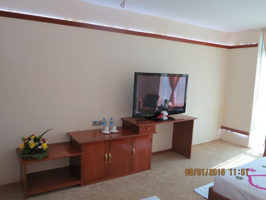 Su Tine San Royal Palace Hotel Bagan Zimmer foto